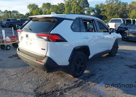 2024 Toyota Rav4 Xle z USA, uszkodzony, nr VIN 2T3W1RFV7RC281111